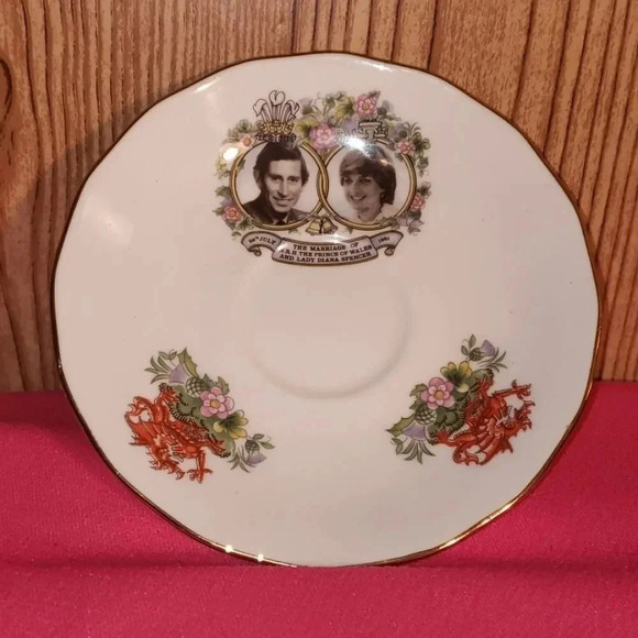 Charles and Diana Royal couple saucer